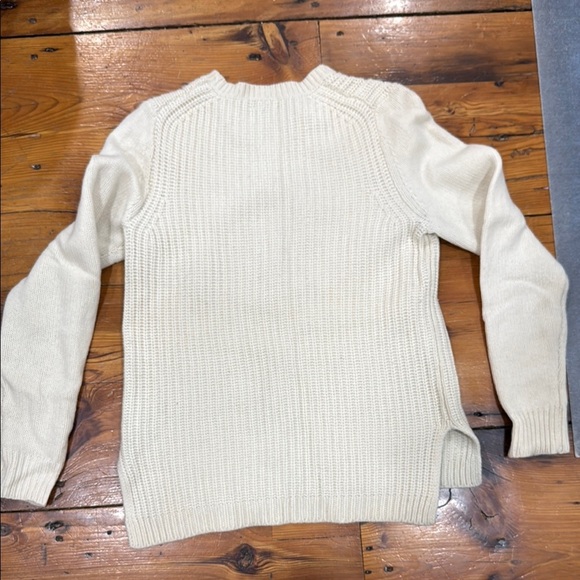 J.Crew Ivory Cream Knit Wool Sweater Size Medium - Picture 8 of 8